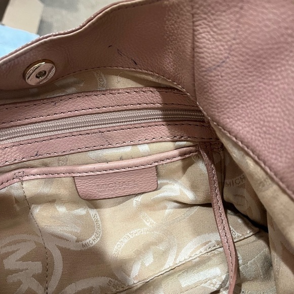 MICHAEL KORS LEATHER HOBO - Picture 11 of 16